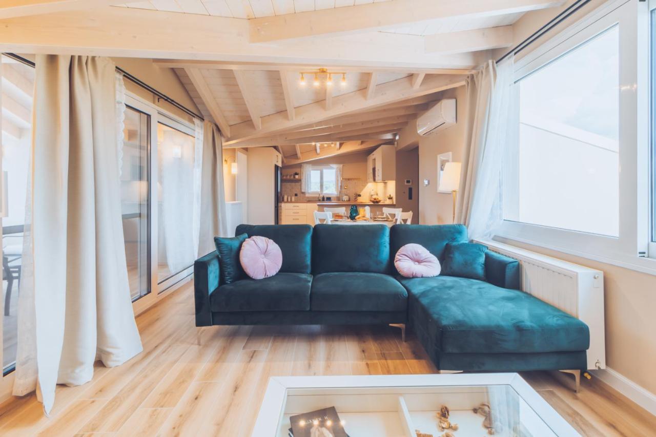 Melena Premium Suites ロダ エクステリア 写真