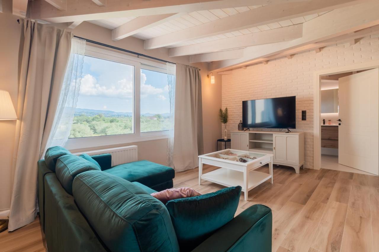 Melena Premium Suites ロダ エクステリア 写真