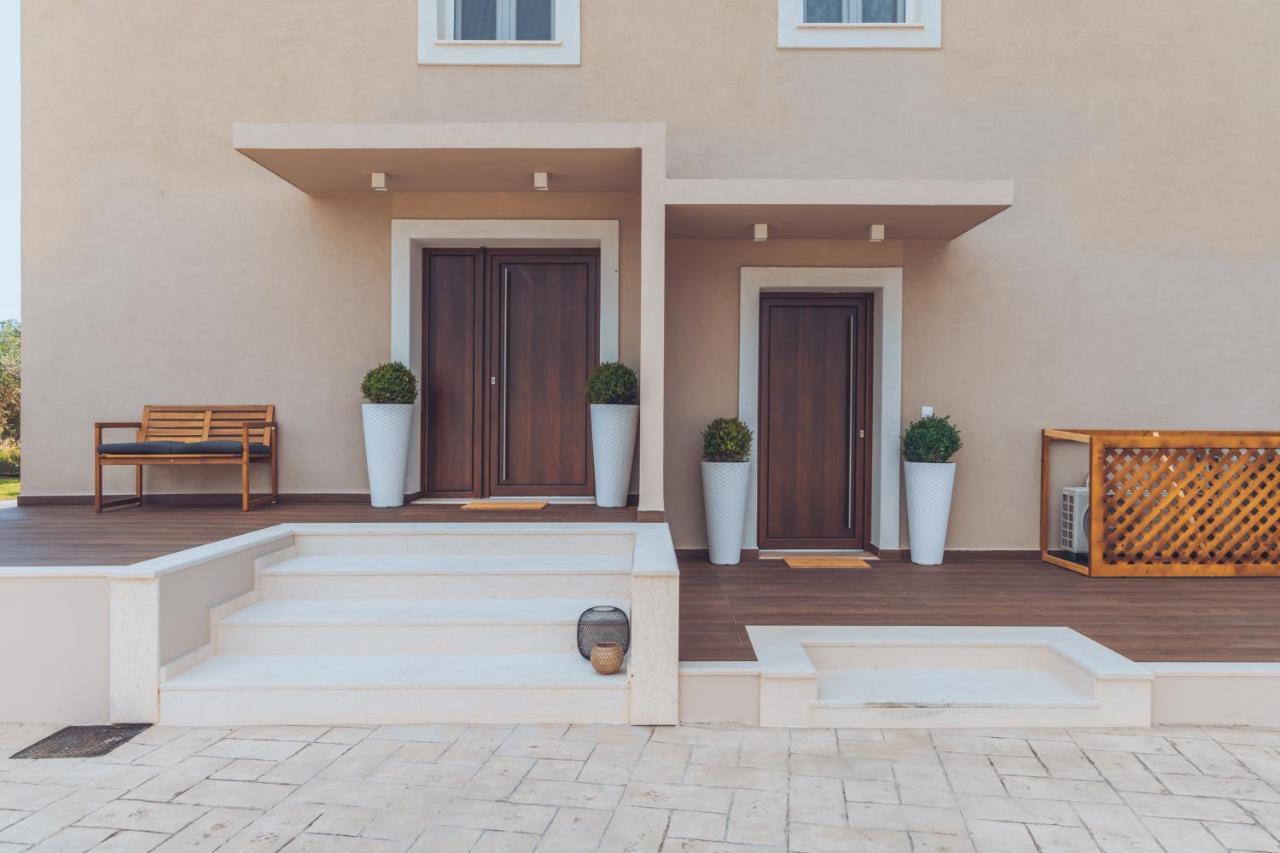 Melena Premium Suites ロダ エクステリア 写真