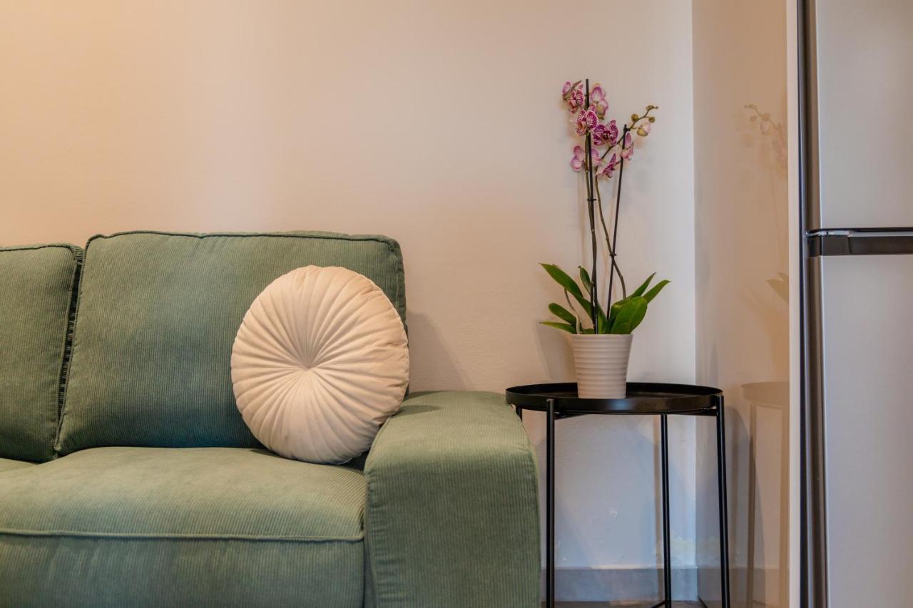 Melena Premium Suites ロダ エクステリア 写真